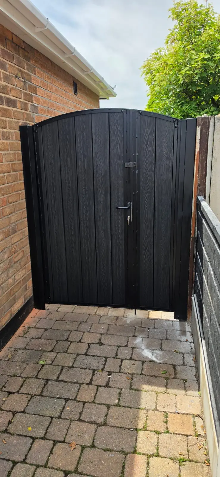 Composite Gate And Railing Manchester